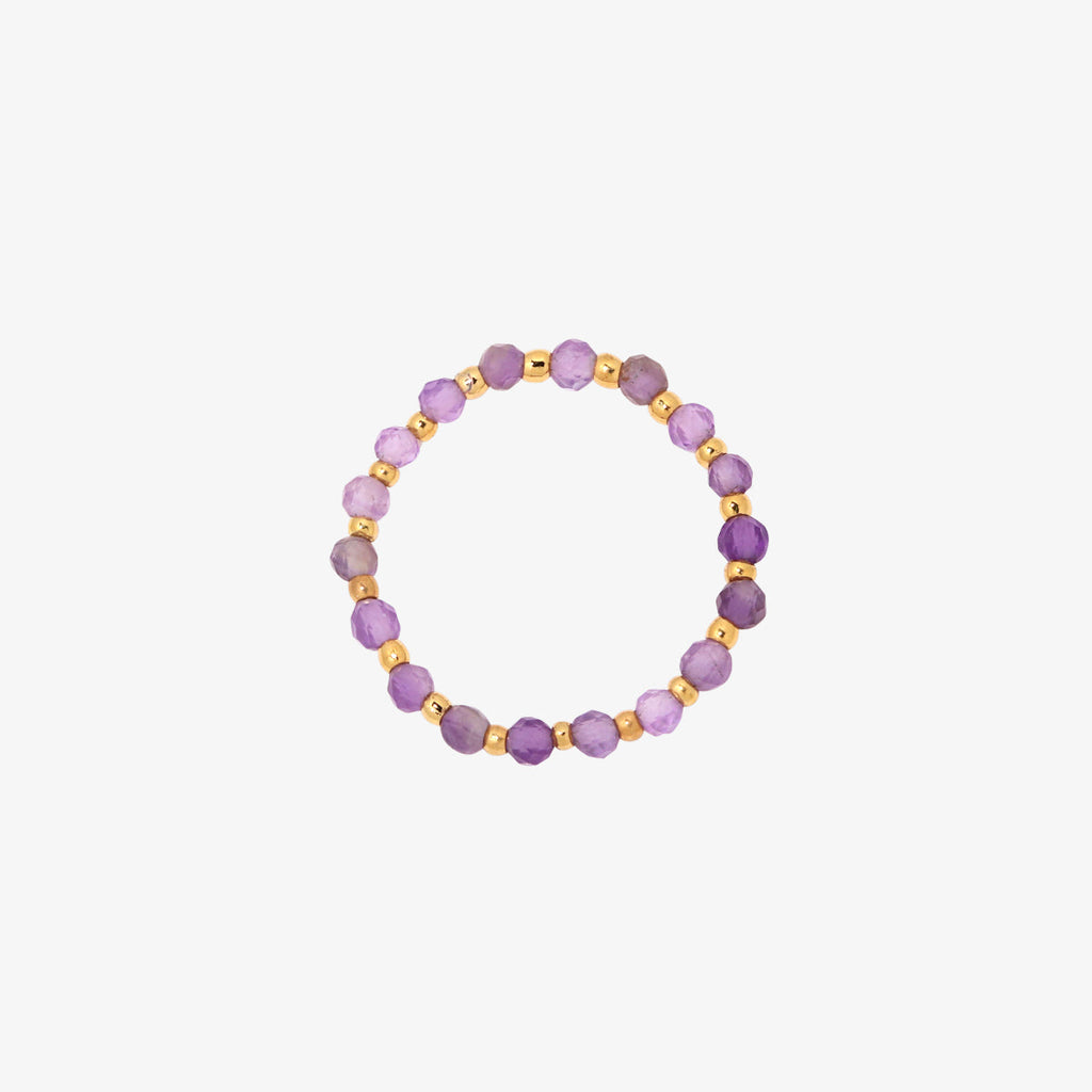 Stretched gemstone ring